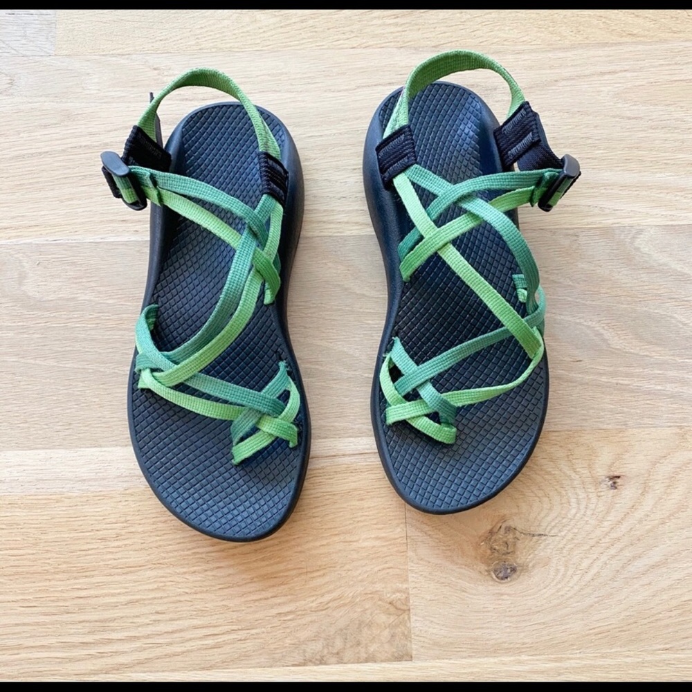 CHACOS vibram ZX2 ombre green active sandals 8W